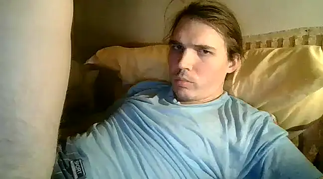 Snapshot of Davideksexy chatting on 12.04.24 Davideksexy online show from 12.04.24