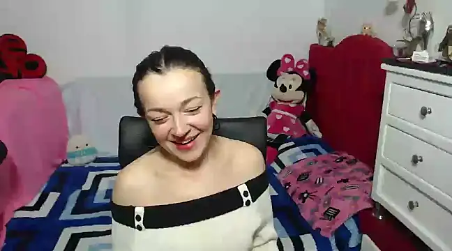 Snapshot of Angela_18honey chatting on 01.09.25 Angela 18honey online show from 01.09.25