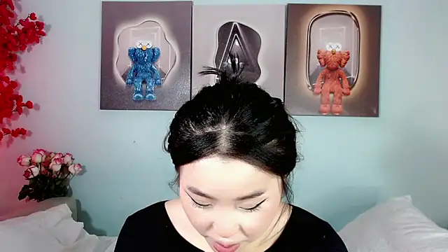 Snapshot of ichiben chatting on 01.09.25 ichiben online show from 01.09.25