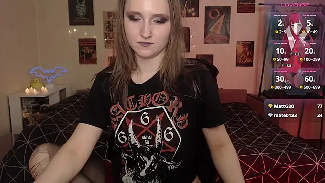 Snapshot of Viper_kiss chatting on 02.24.25 Viper kiss online show from 02.24.25