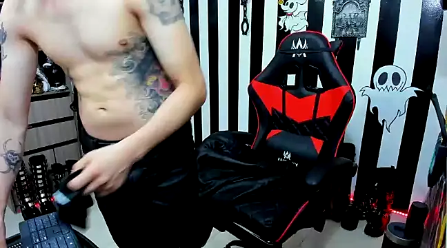 Snapshot of daven56 chatting on 12.06.24 daven56 online show from 12.06.24