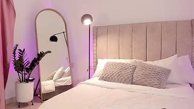 Snapshot of SakuraKato chatting on 09.09.25 SakuraKato online show from 09.09.25