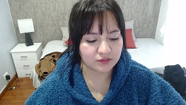 dannarossy  online show from 01.17.25
