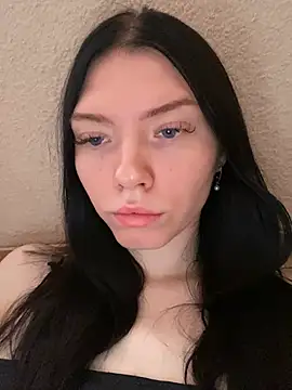Snapshot of Lisaaa_Alisa chatting on 02.06.25 Lisaaa Alisa online show from 02.06.25