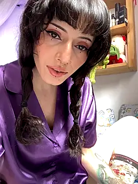 LiliJones  online show from 11.06.25