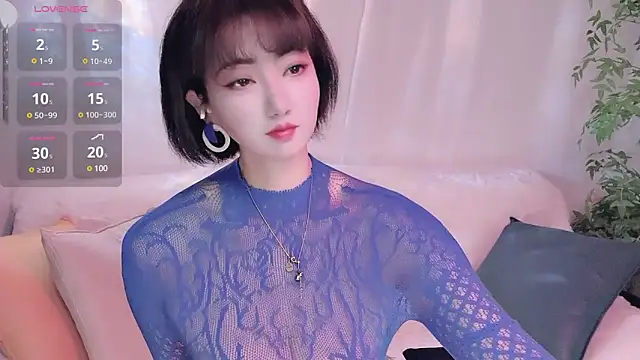 Snapshot of Mist_lili chatting on 12.24.24 Mist lili online show from 12.24.24
