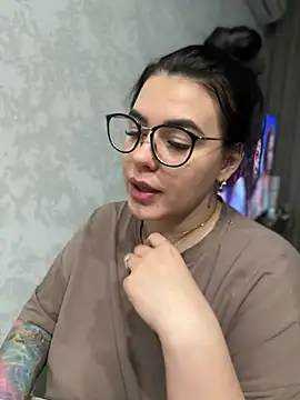 HugeBoobs- online show from 02.28.25
