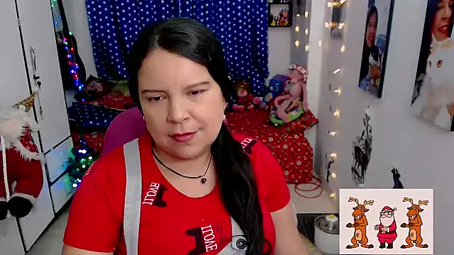 Snapshot of claryssa_ chatting on 12.21.24 claryssa online show from 12.21.24
