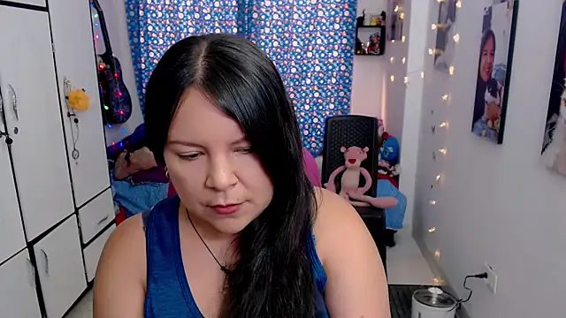 Snapshot of claryssa_ chatting on 09.08.25 claryssa online show from 09.08.25