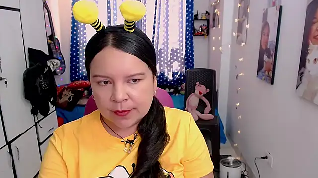 Snapshot of claryssa_ chatting on 11.01.25 claryssa online show from 11.01.25