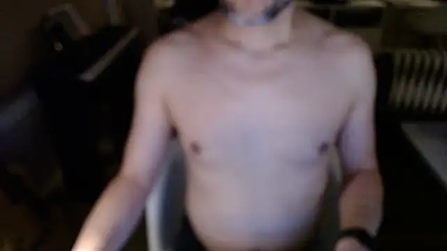 Snapshot of TheBongoBong chatting on 03.23.25 TheBongoBong online show from 03.23.25