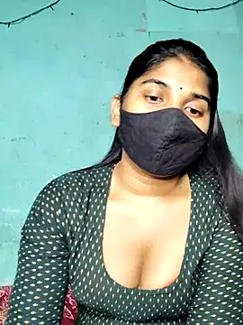 Snapshot of Luv_Adite20 chatting on 03.12.25 Luv Adite20 online show from 03.12.25