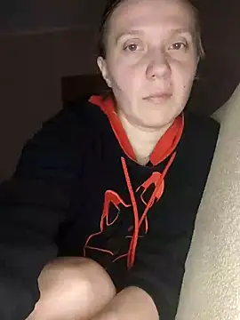 Snapshot of LeraSweet chatting on 12.26.24 LeraSweet online show from 12.26.24