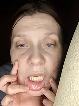 Snapshot of LeraSweet chatting on 01.20.25 LeraSweet online show from 01.20.25