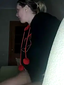 Snapshot of LeraSweet chatting on 02.01.25 LeraSweet online show from 02.01.25