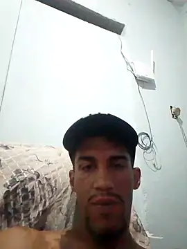 Snapshot of fieltoprj1 chatting on 10.15.25 fieltoprj1 online show from 10.15.25