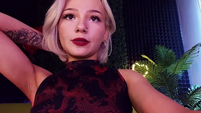 SandraBoyl online show from 02.23.25