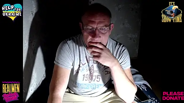 Snapshot of Bossun79 chatting on 10.07.25 Bossun79 online show from 10.07.25