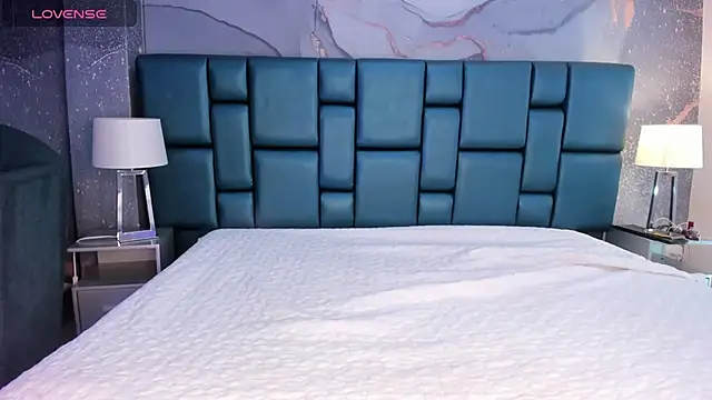 Snapshot of Nahomi_Wild chatting on 01.12.25 Nahomi Wild online show from 01.12.25