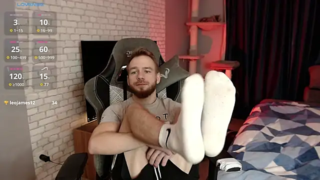 LeoPaulini online show from 12.25.24