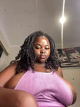 Honeycoco0211 online show from 02.26.25