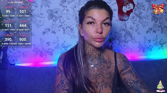 Snapshot of tattooedBabyy chatting on 12.15.24 tattooedBabyy online show from 12.15.24