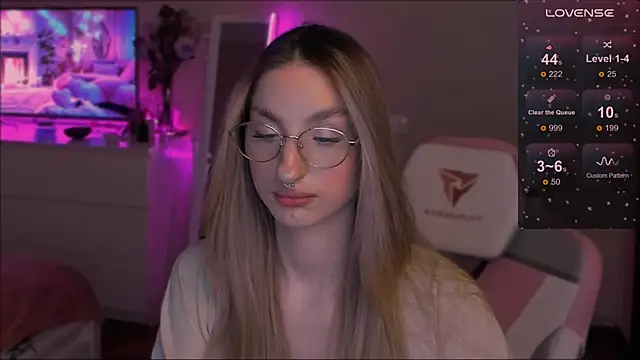 Lexy kiky online show from 01.05.25