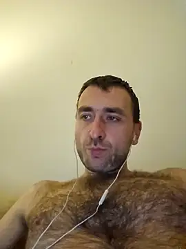 Snapshot of TIGERRR86 chatting on 10.26.25 TIGERRR86 online show from 10.26.25