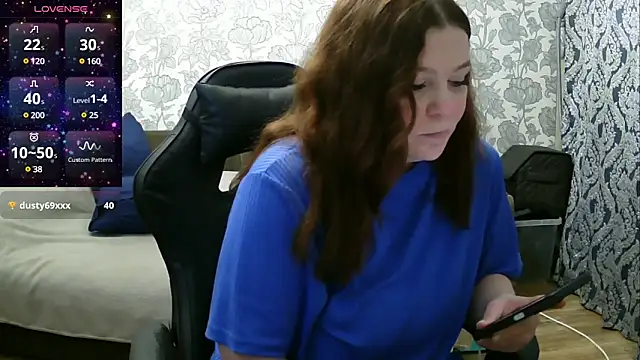 Snapshot of Sabrina_Poison chatting on 01.10.25 Sabrina Poison online show from 01.10.25