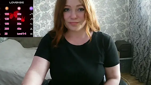 Snapshot of Sabrina_Poison chatting on 02.13.25 Sabrina Poison online show from 02.13.25