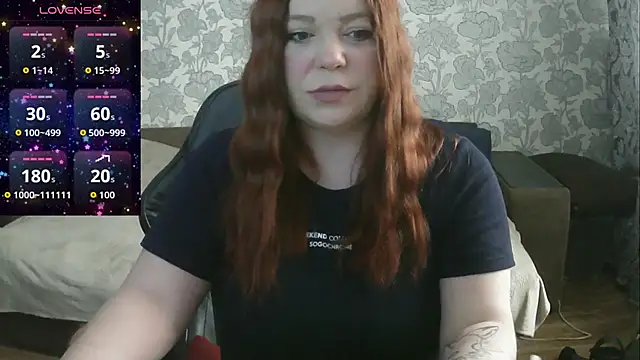 Snapshot of Sabrina_Poison chatting on 11.11.25 Sabrina Poison online show from 11.11.25