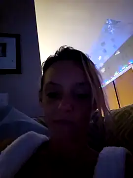 Snapshot of Dixiefaye_Pika chatting on 12.18.24 Dixiefaye Pika online show from 12.18.24