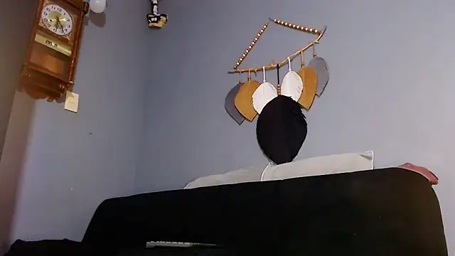 Grandeygruesa1 online show from 03.18.25