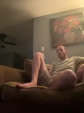 Snapshot of tleaper21101 chatting on 10.30.25 tleaper21101 online show from 10.30.25