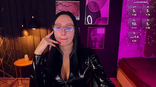 Snapshot of Christy_Calypso chatting on 12.03.24 Christy Calypso online show from 12.03.24