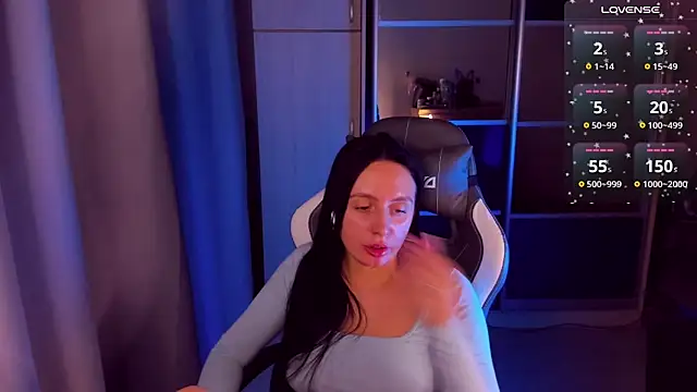 Snapshot of Christy_Calypso chatting on 01.15.25 Christy Calypso online show from 01.15.25