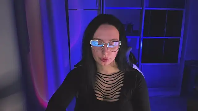 Snapshot of Christy_Calypso chatting on 10.21.25 Christy Calypso online show from 10.21.25