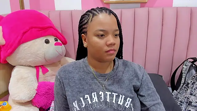 ISABELLA 020 online show from 10.02.25