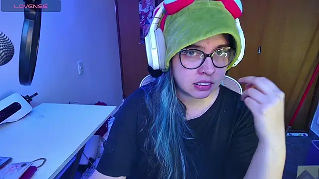 Vallolet Spencer online show from 03.09.25