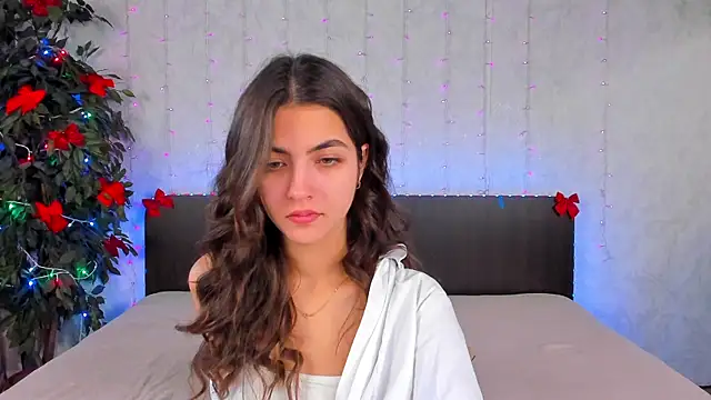 Milana Crystal  online show from 01.19.25