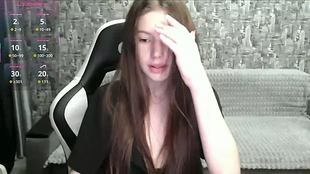 MissMiaCutie online show from 10.11.25
