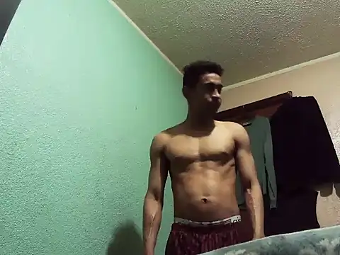 Snapshot of andrescaraballo chatting on 10.27.25 andrescaraballo online show from 10.27.25