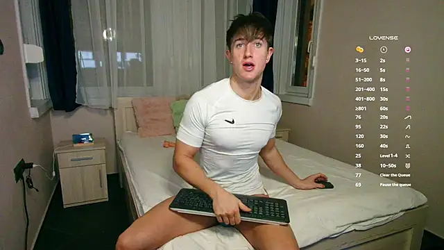 ChristianLevine  online show from 11.21.25