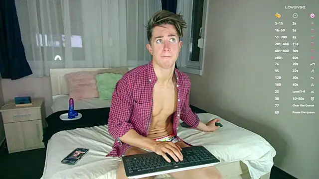 ChristianLevine  online show from 11.26.25