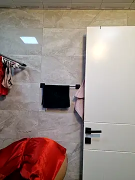 Snapshot of Esmertarcinim chatting on 03.08.25 Esmertarcinim online show from 03.08.25