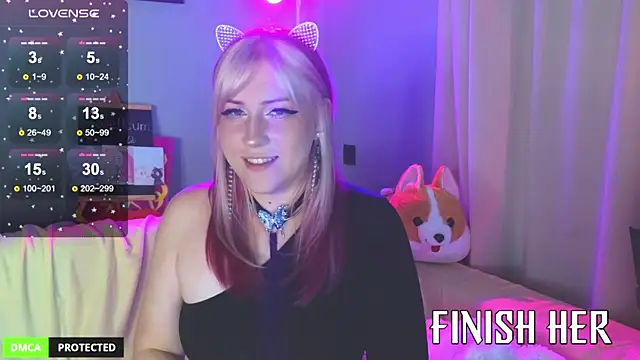 Snapshot of princess_sofiee chatting on 09.13.25 princess sofiee online show from 09.13.25