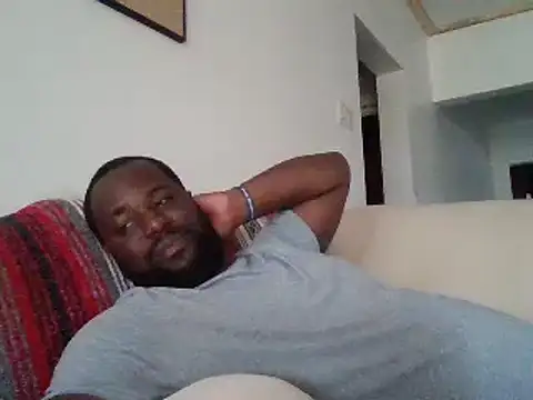 Snapshot of Bighood_T chatting on 02.11.25 Bighood T online show from 02.11.25