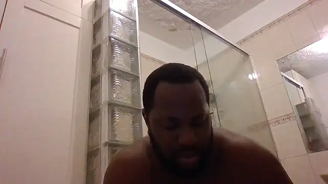 Snapshot of Bighood_T chatting on 10.14.25 Bighood T online show from 10.14.25