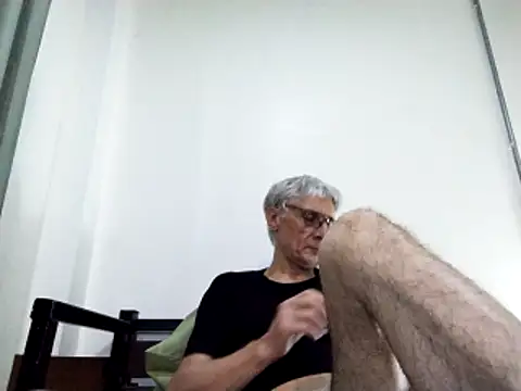 BIGUNCUTHARDCOCK online show from 03.17.25