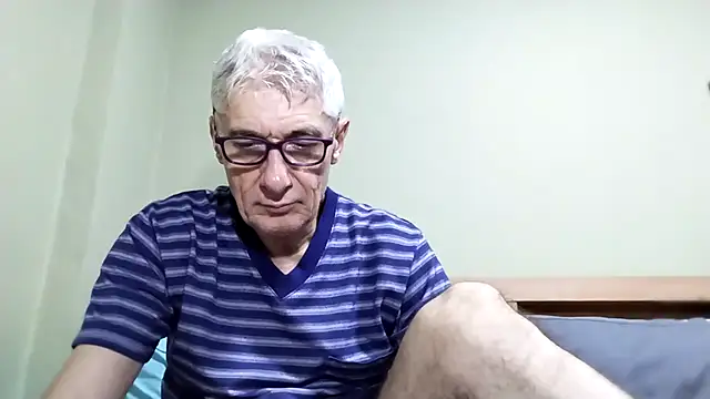 BIGUNCUTHARDCOCK online show from 10.17.25